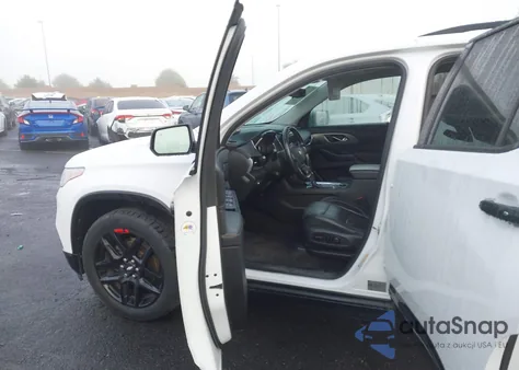 2019 Chevrolet Traverse Premier z USA, uszkodzony, nr VIN 1GNERKKW2KJ270330